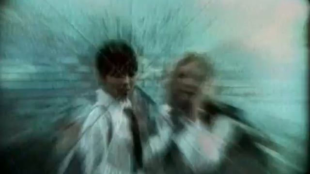 t.A.T.u - All The Things She Said Official Music Video смотреть онлайн