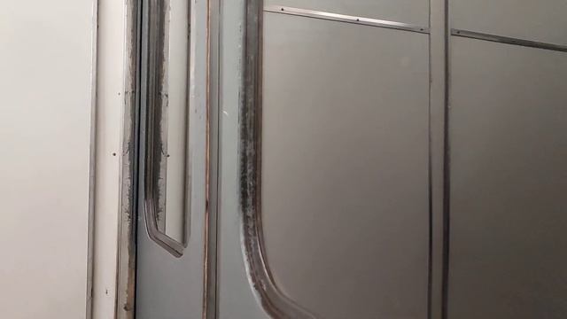 81-717.5 №: 10167 последний с маской 2-2-2 в Москве. Перегон Физтех Сретенский бульвар. смотреть онлайн
