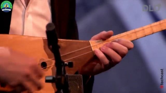 Dimash “SOS + Stranger” - apresentação completa na Conferência DLD 2022 com legendas em português смотреть онлайн