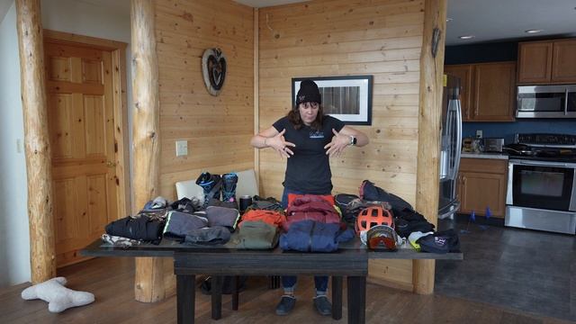 HOW TO: CLOTHING LAYERS FOR WINTER CYCLING | Rebecca Rusch смотреть онлайн