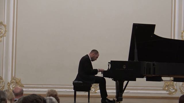 Beethoven - Sonata no.28 op.101 - Andrei Korobeinikov смотреть онлайн