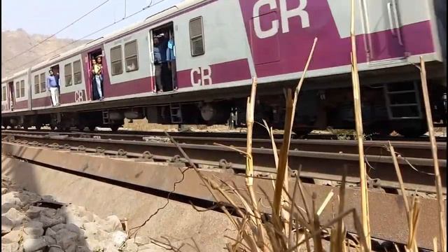 NEW BREND EMU LOCAL TRAIN MUMBAI CENTER RAILWAY CR // смотреть онлайн