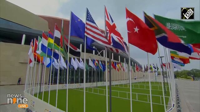 G20 Summit: Russian Foreign Minister Sergey Lavrov arrives at Bharat Mandapam I News9 смотреть онлайн