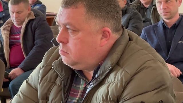 Сотрудники полиции Каменска делятся информацией о том, как не стать жертвой мошенников смотреть онлайн