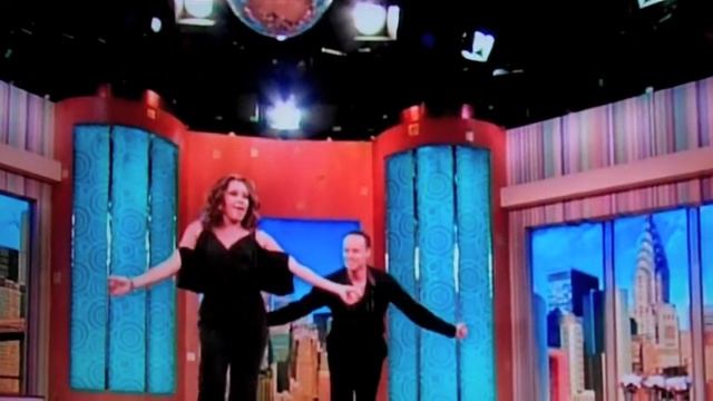 CHUCK AMOS -VANESSA WILLIAMS - THE WENDY SHOW смотреть онлайн