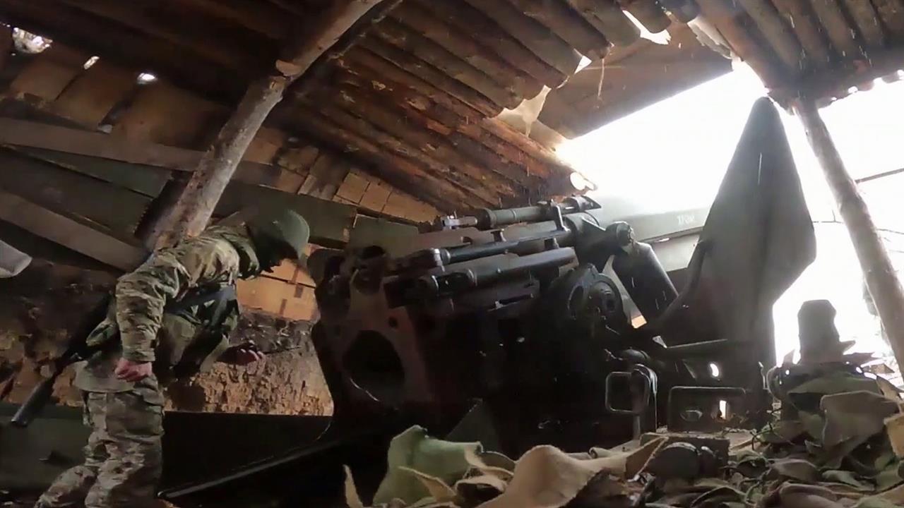 В Курском приграничье российские военные выбивают диверсантов