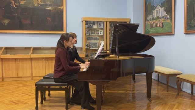 Фортепианный дуэт Марианна Новицкая-Наталья Потапова