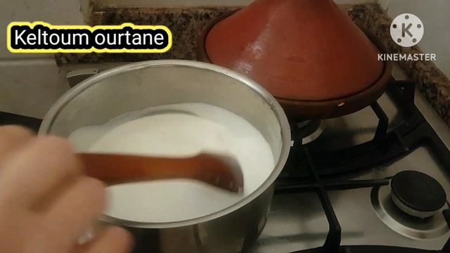 حضري جبن بدون حليب وبدون لبن سهل في التحضيروبدون مضافات كيماوية . смотреть онлайн