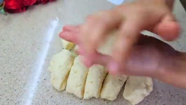 Пачка творога и 20 минут! Целая гора вкуснятина готова! Даже крошки не останется! смотреть онлайн