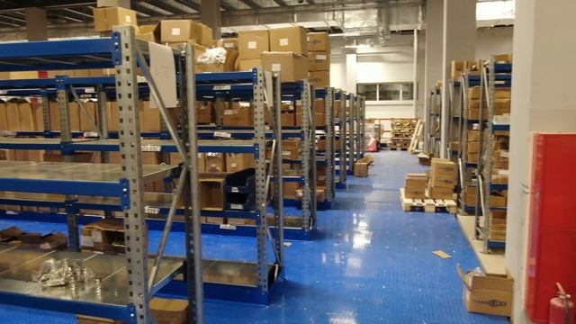 Склад компании Техноберинг в Санкт-Петербурге смотреть онлайн