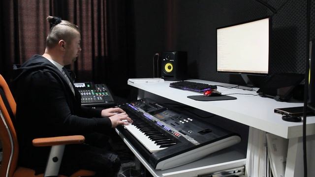 Scorpions - Wind Of Change / Yamaha Genos смотреть онлайн