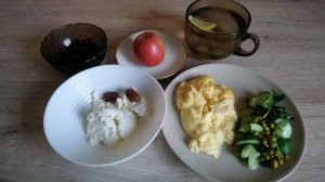 Легкий белковый завтрак, держит сахар в норме.