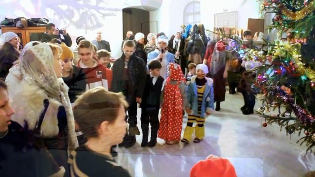 Рождество 2024. Рождественская ёлка 2024. Праздничная ёлка 2024. Новый год 2024.