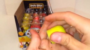 Распаковка 24 Яйца с Сюрпризом из коллекции Angry Birds Star Wars