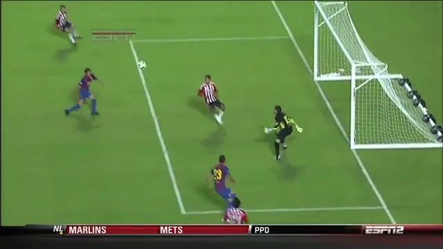 Fabian scores great bicycle kick goal against FC Barcelona смотреть онлайн