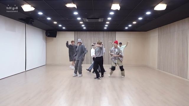 BTS "Dynamite" dance practice mirrored смотреть онлайн