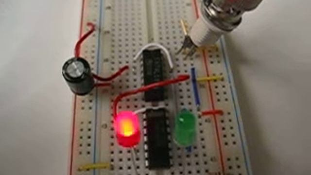 Flashing Green and Red Lights смотреть онлайн