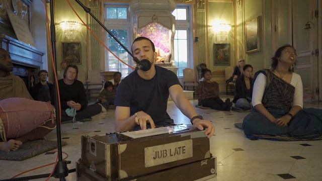 Surya - 04/05/2022 - Radhadesh Evening Kirtans