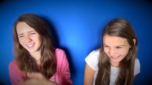 НАШЕ ПЕРВОЕ ВИДЕО || Соня & Николь