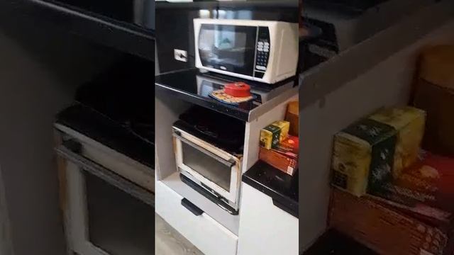 Видео 1 кухни WhatsApp 2025-03-25 в 11.21.53_36757dc8 смотреть онлайн