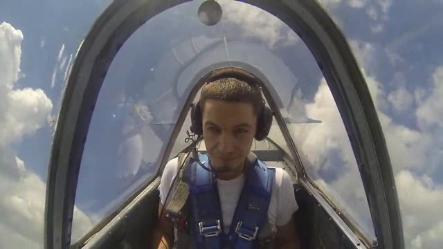 Полёт на ЯК-52 смотреть онлайн
