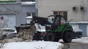 Погрузчик Амкодор-527. Уборка снега.