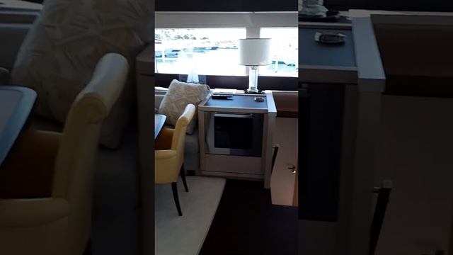 Your private visit of the Lagoon Seventy 7 at the Cannes Yachting Festival 2019 смотреть онлайн