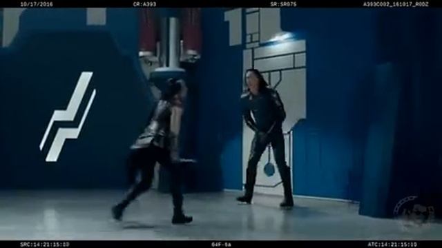 Thor Ragnarok deleted scene. Loki vs. Valkyrie смотреть онлайн