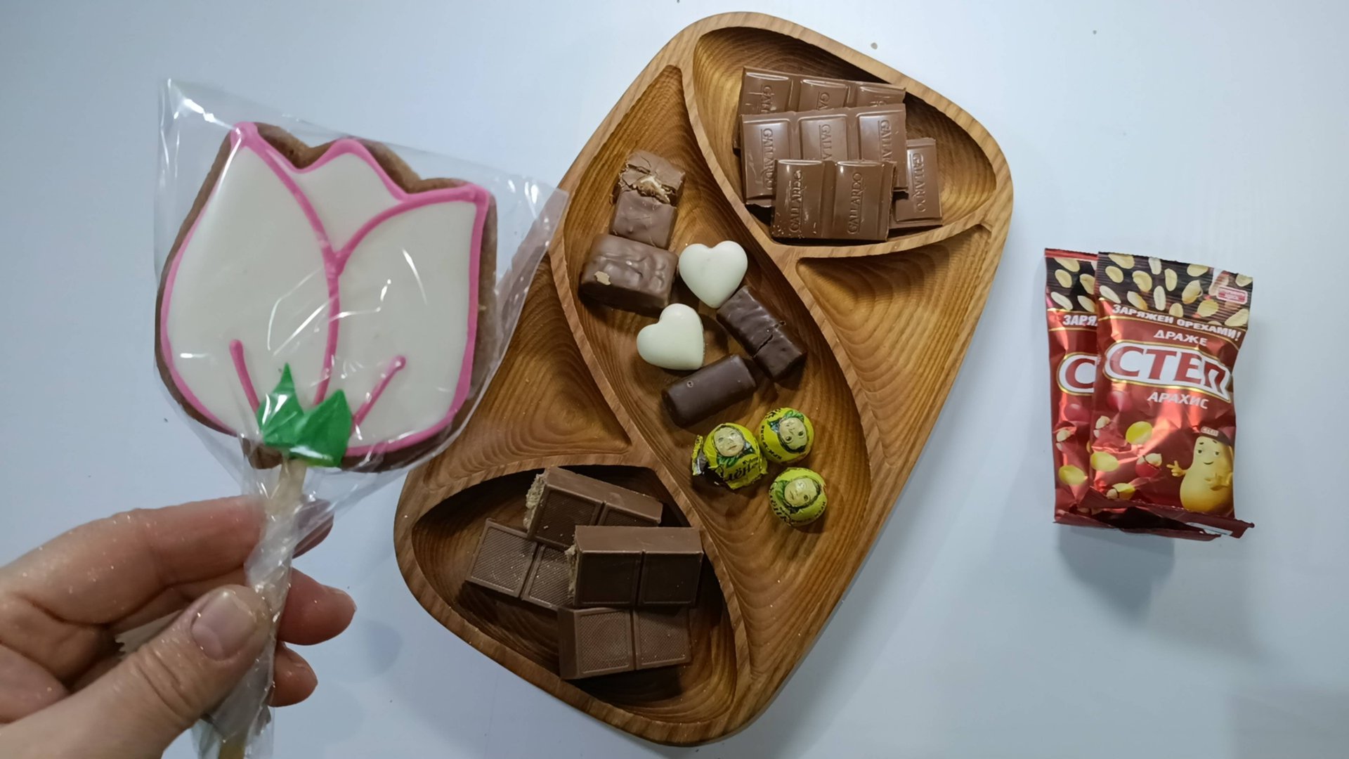 АСМР Шоколадный 🍫🍬🍰 звуки АСМР конфет и вкусняшек ❤️ распаковка АСМР шоколада 🍫 смотреть онлайн