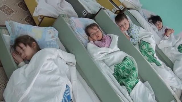 В стране "Айгуль" смотреть онлайн