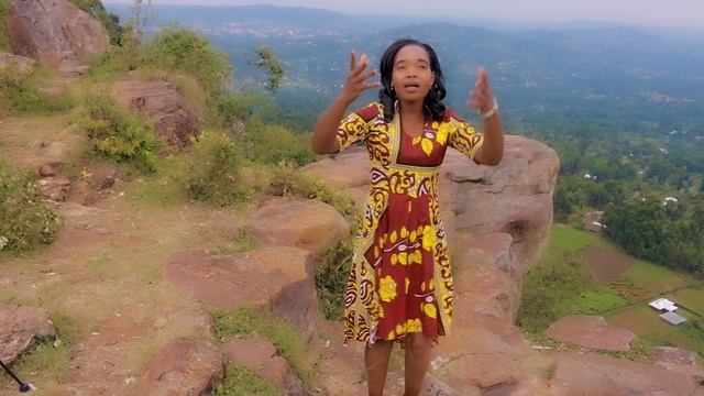 LINET MOIGE ~ UNAFANYA NJIA (OFFICIAL VIDEO) смотреть онлайн