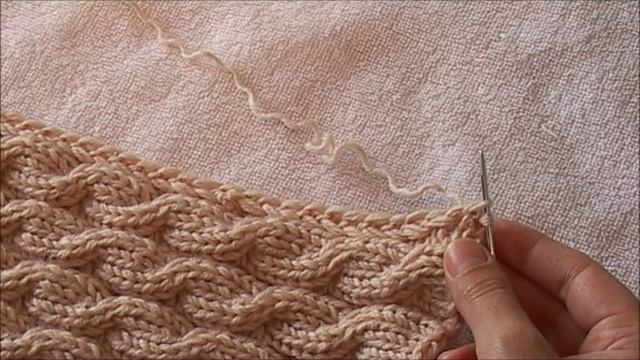 Женская весенняя шапка косами ( макушка )