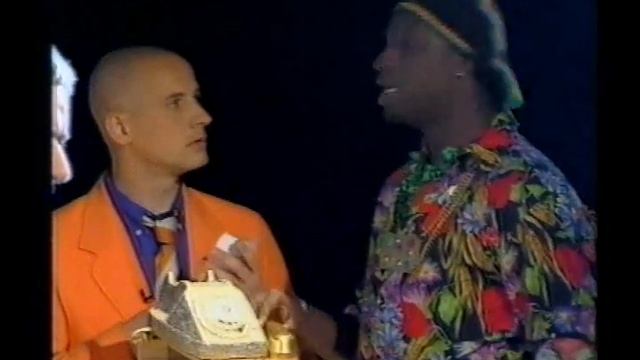 Omar & Fred - L'Appel C'est Gratuit смотреть онлайн