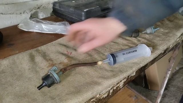 Клапан адсорбера. Как проверить и можно ли заглушить?
