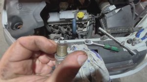 Дергается Лада Гранта