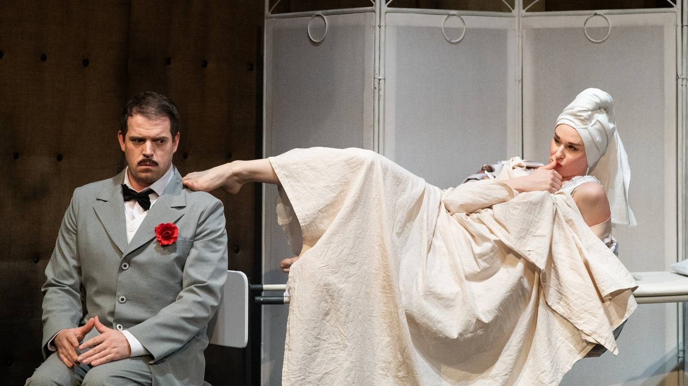 АИСТ ТВ "Поговорим о странностях любви" смотреть онлайн