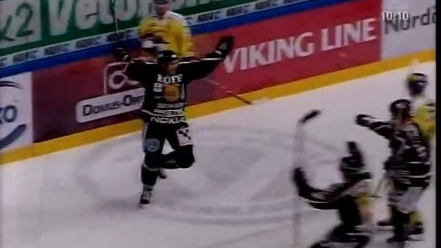 SM-liiga Top 4 maalit - 5.11.2005 смотреть онлайн