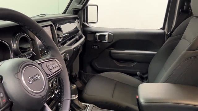 2023 Jeep Wrangler Sport Altitude 4 Door 4x4 Clearwater смотреть онлайн