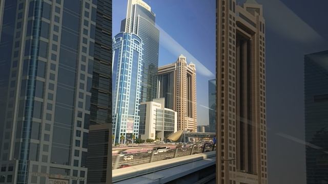 Беспилотное метро в Дубае смотреть онлайн