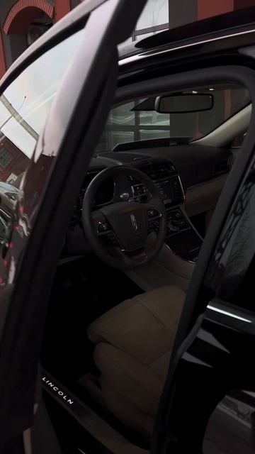 Lincoln Continental смотреть онлайн