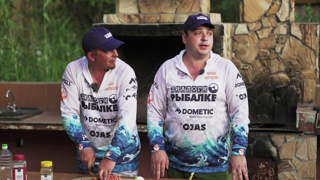 "И РЫБА И МЯСО". Окуни на овощной подушке. смотреть онлайн