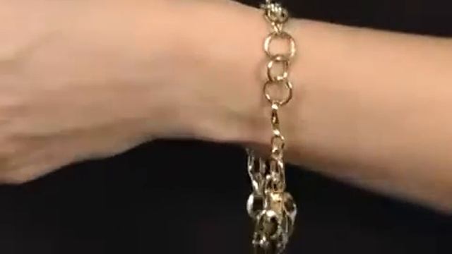 GUESS Leopard Heart Charm Bracelet SKU:#8016857 смотреть онлайн
