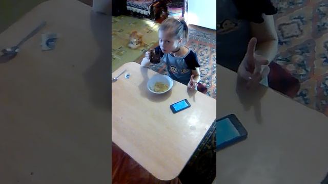 Съела ролтон за 4 минуты смотреть онлайн