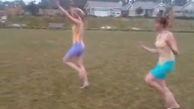 erika and miranda смотреть онлайн