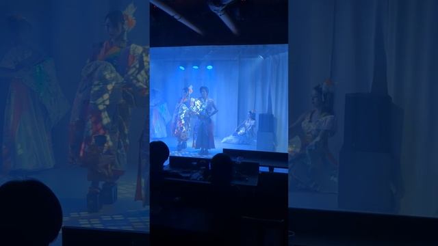 Kimono Show in Tokyo смотреть онлайн