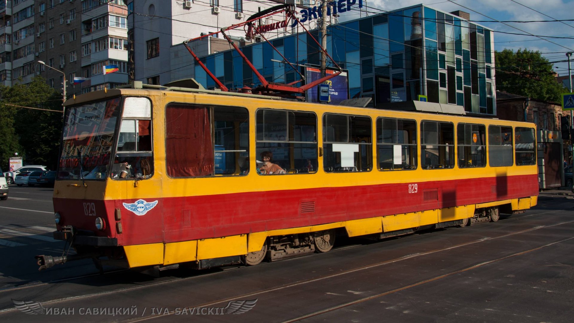 Трамваи Ростова-на-Дону в самых глухих закоулках города смотреть онлайн