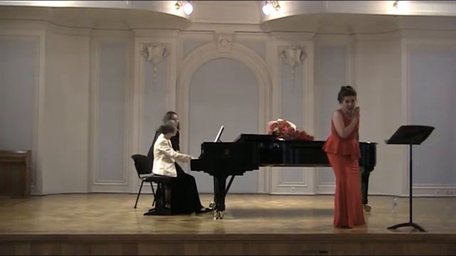 Мусоргский Трепак из цикла Песни и пляски смерти Поёт Евгения Кузнецова смотреть онлайн