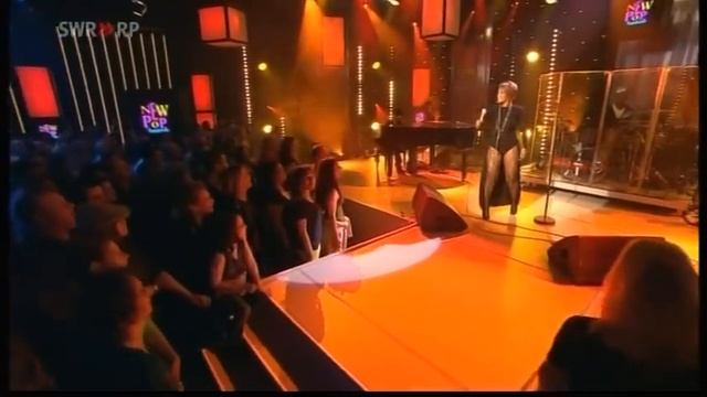Toni Braxton // SWR Live (Germany) Pt 9 - Un-break My Heart // 9th May 2010 смотреть онлайн