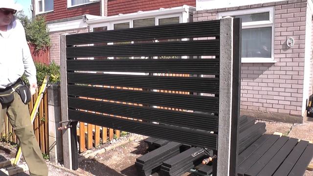 How To Make A Very Strong, Cheap Fence Using Decking Boards - Part 5 смотреть онлайн