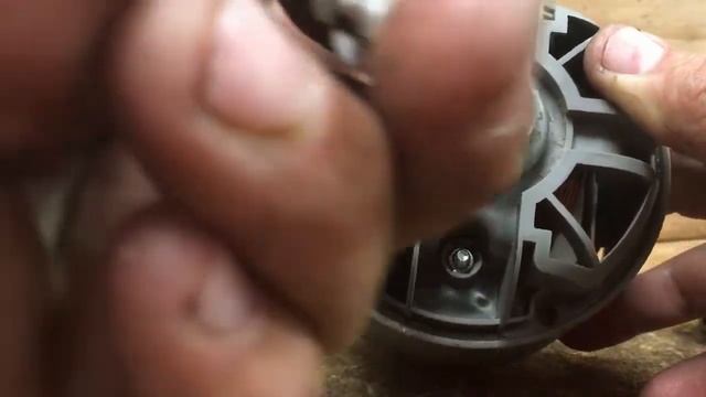 Robot Coupe, 450 Turbo; Part# 03 Continue Disassembly by Removing various covers смотреть онлайн